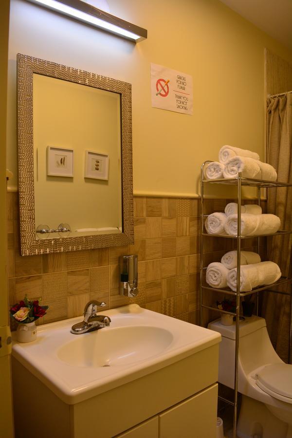 Kangaroo Wasi Airport Bed & Breakfast Lima Exterior foto